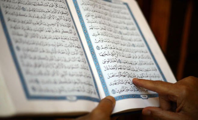 ما الذي يفعله المسلم عند تكرار الأعراض أثناء الصلاة